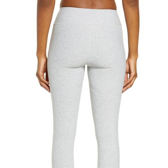 Outdoor Voices Two-Tone Warmup Crop Leggings - Picture 5 of 6